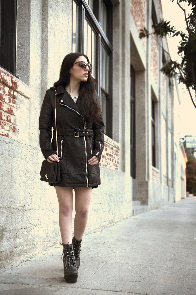 thevelvetdress 151 copy zpsoisuncux Styling: Trench Coats